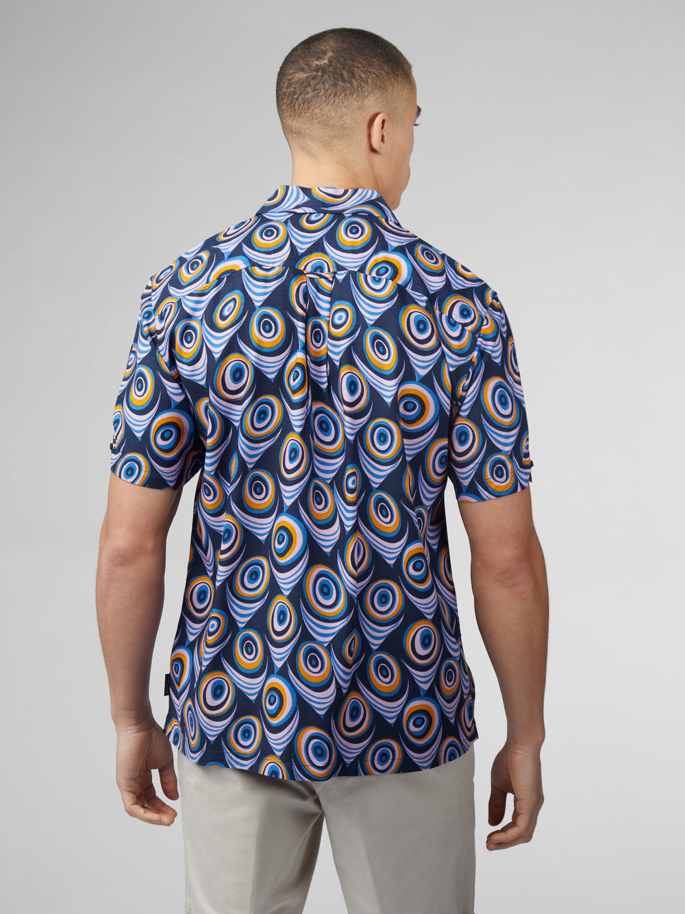 Ben Sherman B by Ben Sherman Psychedelic Print シャツ 紫 | 710426-BMS